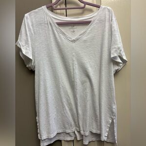 J.Jill Pima v-neck shirt sleeve tee